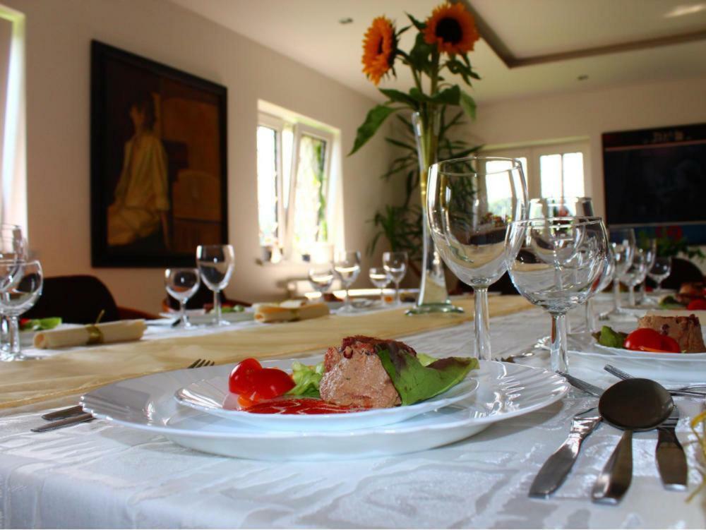 Chatisko Hotel Kosicka Bela ภายนอก รูปภาพ